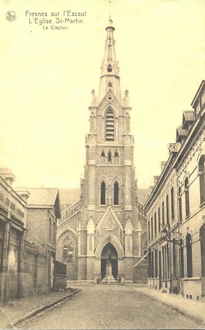 L'église Saint-Martin à Fresnes-sur-Escaut sur une carte postale ancienne