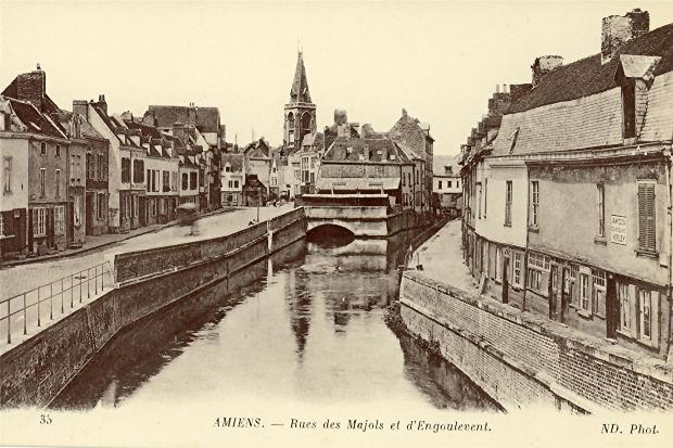 Les Rues des Majols et d'Engoulevent à Amiens sur une carte postale ancienne