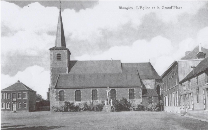 L'église paroissiale à Blaugies sur une carte postale ancienne