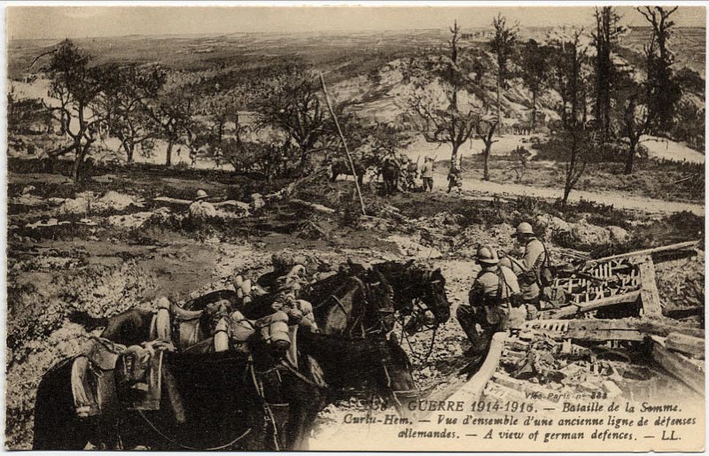 Vue d'ensemble d'une ancienne ligne de défense allemande sur une carte postale ancienne