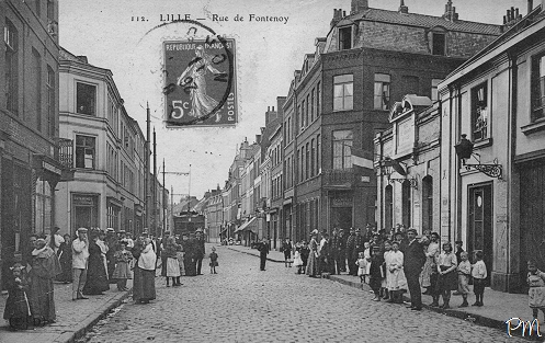 La Rue de Fontenoy à Lille sur une carte postale ancienne