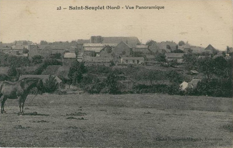 Vue panoramique sur Saint-Souplet sur une carte postale ancienne