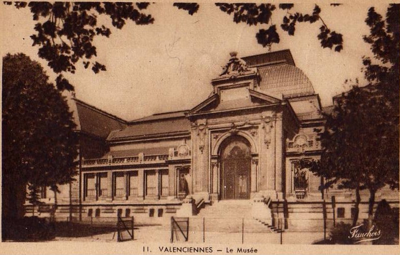 Le musée de Valenciennes sur une carte postale ancienne