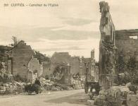 Le carrefour de l'église de Cuffies en ruines suite à la Première Guerre Mondiale