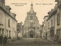 La rue de l'église à Château-Porcien vers 1920