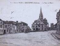 La place de l'église de Grandpré en ruines pendant la guerre de 1914-18