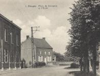 La Place du Joncquoy et l'école