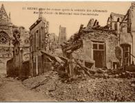 Rue de l'école de Médecine de Reims aprés la retraite des Allemands