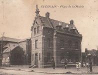 La place de la mairie de Guesnain