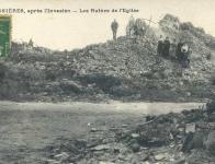 Les ruines de l'église de Masnières pendant la Grande Guerre