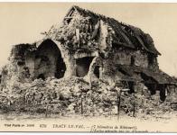 L'église de Tracy-le-Val en ruines pendant la Première Guerre Mondiale